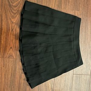 Black pleated skirt